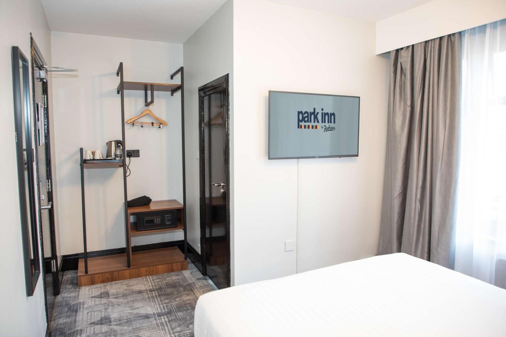 Park Inn By Radisson ボーンマス エクステリア 写真